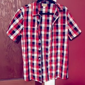 Roebuck & Co Men’s Red Button-Up Plaid Short-Sleeve Shirt